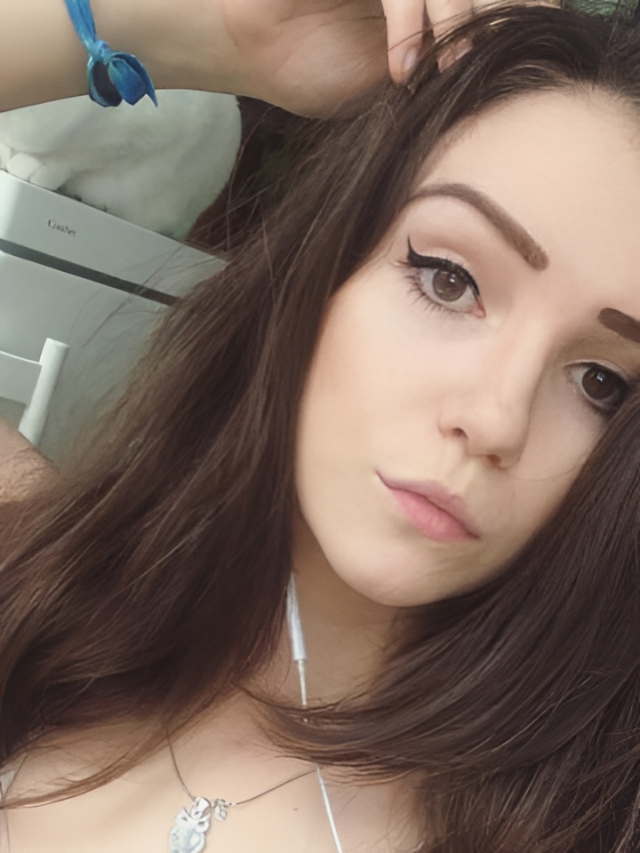 Индивидуалка Арина, доступна для личного знакомства от 5000 руб