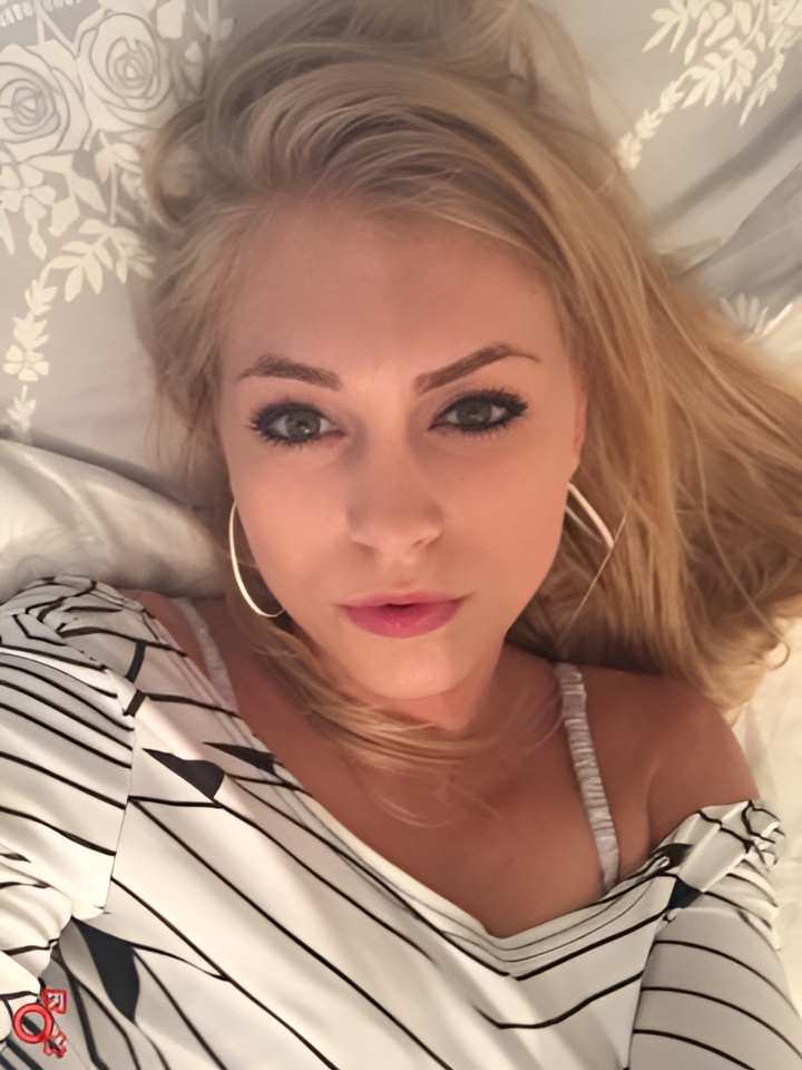 Индивидуалка Юля, доступна для личного знакомства от 10000 руб