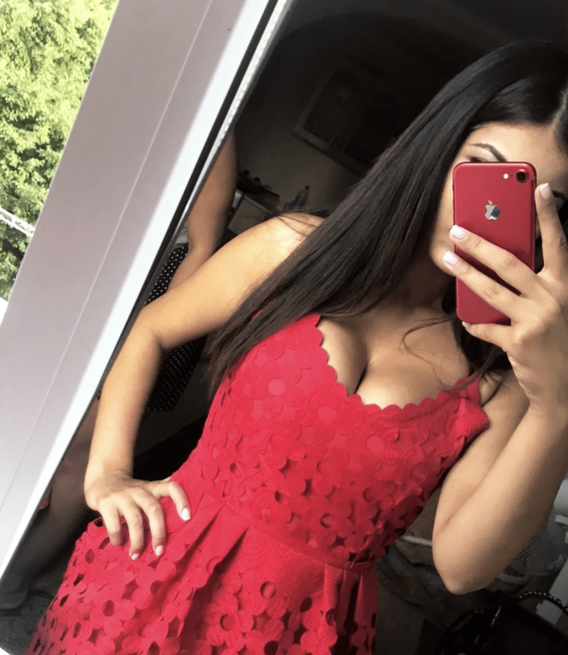 Аксинья привлекальеная девушка из Тобольска цена от 3000 руб