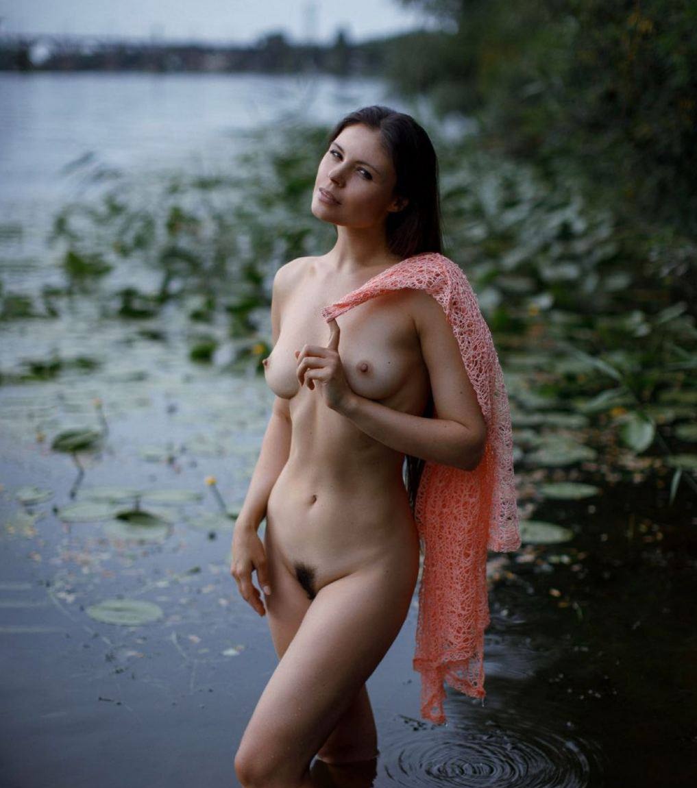 Зарина привлекальеная девушка из Тобольска цена от 3000 руб