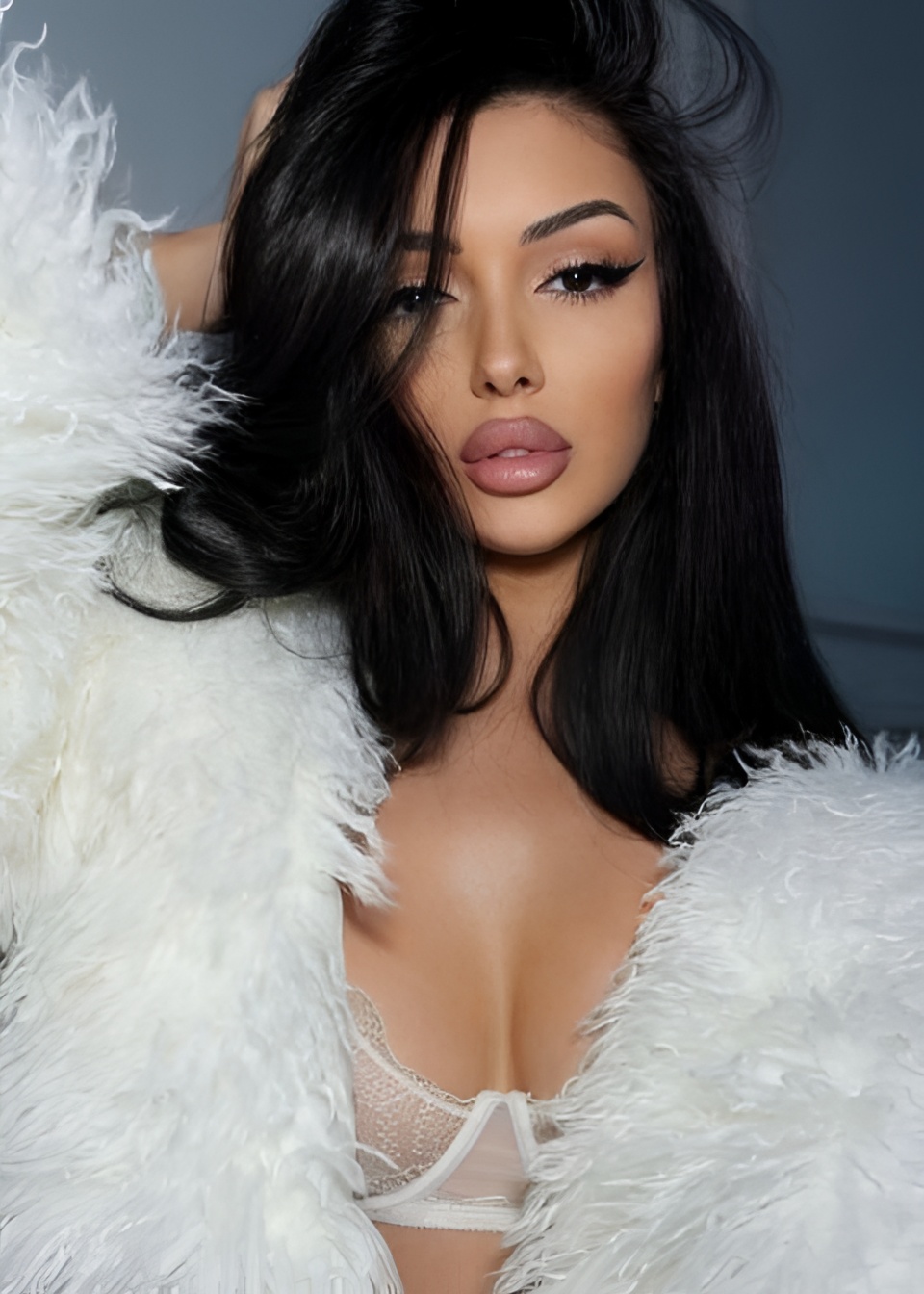 ЕВА BEST GERL привлекательная девушка из Тобольска цена от 15000 руб