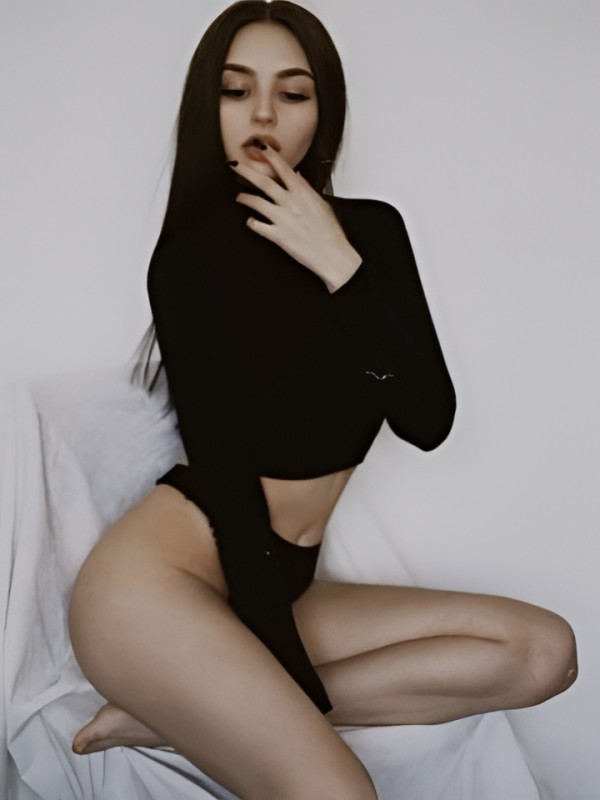 Дарина привлекательная девушка из Тобольска цена от 1500 руб