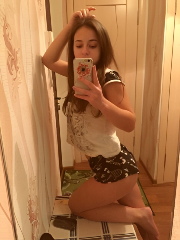 Ида привлекательная девушка из Тобольска цена от 1500 руб