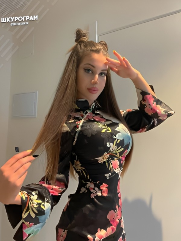 Тая привлекательная девушка из Тобольска цена от 1500 руб